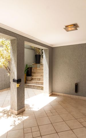 Casa para alugar com 280m², 3 quartos e 2 vagas Casa para alugar com 280m², 3 quartos e 2 vagasGaragem