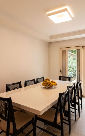 Casa para alugar com 280m², 3 quartos e 2 vagas Casa para alugar com 280m², 3 quartos e 2 vagasSala de Jantar