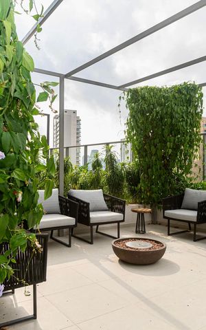 Studio à venda com 25m², 1 quarto e sem vaga Studio à venda com 25m², 1 quarto e sem vagaRooftop