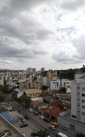 Apartamento para alugar com 52m², 2 quartos e 1 vagaVista