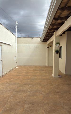 Casa para alugar com 150m², 3 quartos e 2 vagas