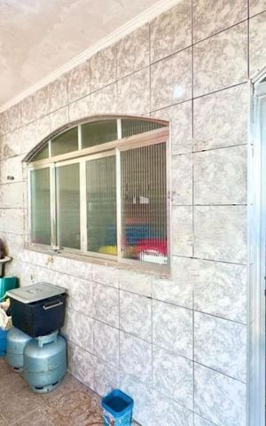 Casa à venda com 250m², 3 quartos e 2 vagas
