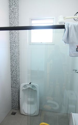 Casa à venda com 118m², 3 quartos e 2 vagasBanheiro 2