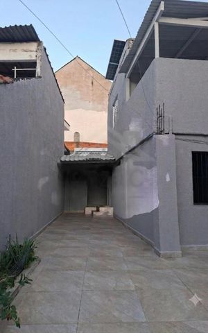 Casa à venda com 150m², 5 quartos e 2 vagas
