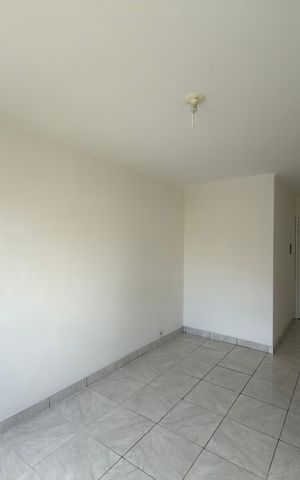 Apartamento à venda com 66m², 2 quartos e 1 vaga Apartamento à venda com 66m², 2 quartos e 1 vagaSala