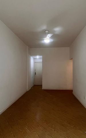 Apartamento à venda com 50m², 1 quarto e sem vaga