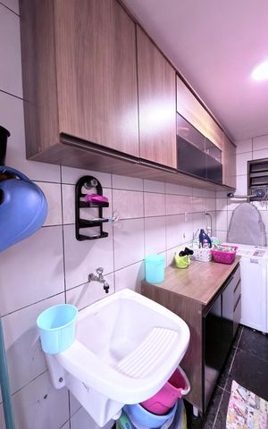 Casa à venda com 225m², 5 quartos e 3 vagas Casa à venda com 225m², 5 quartos e 3 vagasÁrea de Serviço
