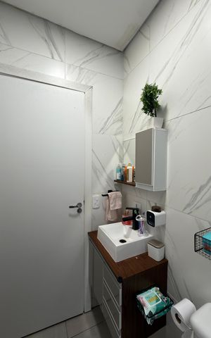 Casa à venda com 225m², 5 quartos e 3 vagas Casa à venda com 225m², 5 quartos e 3 vagasBanheiro Social