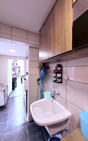 Casa à venda com 225m², 5 quartos e 3 vagas Casa à venda com 225m², 5 quartos e 3 vagasÁrea de Serviço