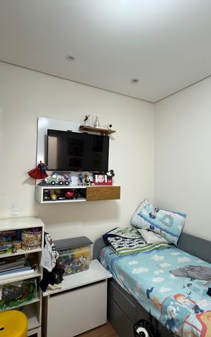 Casa à venda com 225m², 5 quartos e 3 vagas Casa à venda com 225m², 5 quartos e 3 vagasQuarto 3