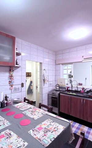 Casa à venda com 225m², 5 quartos e 3 vagas Casa à venda com 225m², 5 quartos e 3 vagasCozinha casa 2