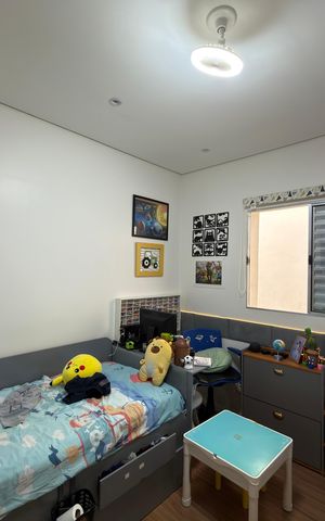 Casa à venda com 225m², 5 quartos e 3 vagas Casa à venda com 225m², 5 quartos e 3 vagasQuarto 3