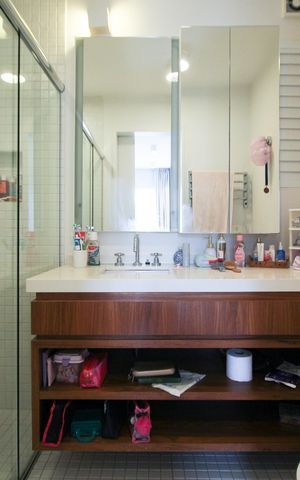 Apartamento para alugar com 130m², 2 quartos e 1 vaga Apartamento para alugar com 130m², 2 quartos e 1 vagaBanheiro da Suíte 2