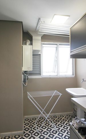 Apartamento para alugar com 130m², 2 quartos e 1 vaga Apartamento para alugar com 130m², 2 quartos e 1 vagaÁrea de Serviço