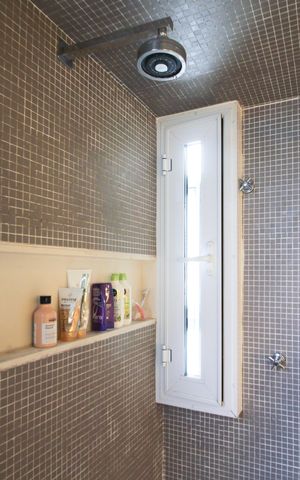 Apartamento para alugar com 130m², 2 quartos e 1 vaga Apartamento para alugar com 130m², 2 quartos e 1 vagaBanheiro da Suíte 1