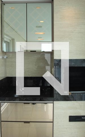 Apartamento para alugar com 169m², 3 quartos e 3 vagasVaranda