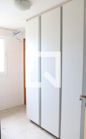 Apartamento para alugar com 169m², 3 quartos e 3 vagasCozinha e Área de Serviço