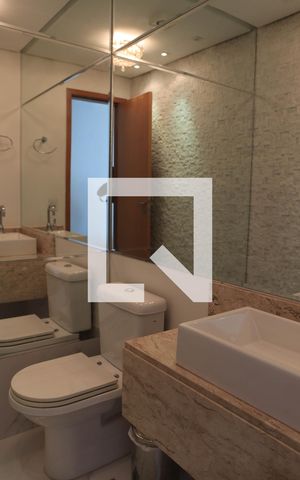 Apartamento para alugar com 169m², 3 quartos e 3 vagasLavabo
