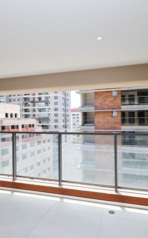 Apartamento à venda com 141m², 3 quartos e 2 vagasVaranda