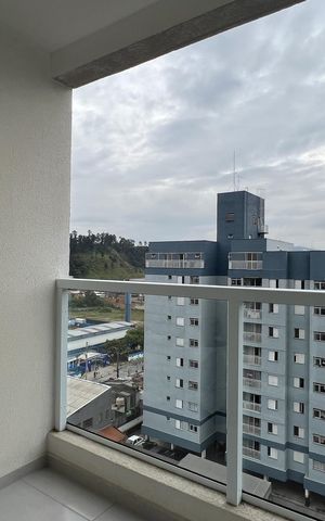 Apartamento para alugar com 55m², 2 quartos e 1 vagaVaranda da Sala
