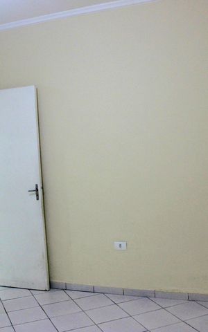 Casa para alugar com 38m², 1 quarto e sem vagaDormitório