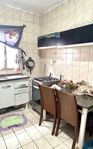 Casa à venda com 250m², 2 quartos e 1 vaga Casa à venda com 250m², 2 quartos e 1 vagaCozinha