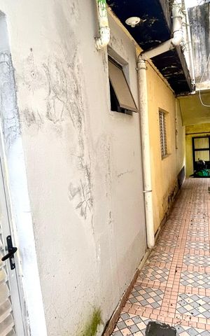 Casa à venda com 250m², 2 quartos e 1 vaga Casa à venda com 250m², 2 quartos e 1 vagaQuintal