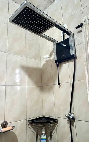 Casa à venda com 250m², 2 quartos e 1 vaga Casa à venda com 250m², 2 quartos e 1 vagaBanheiro