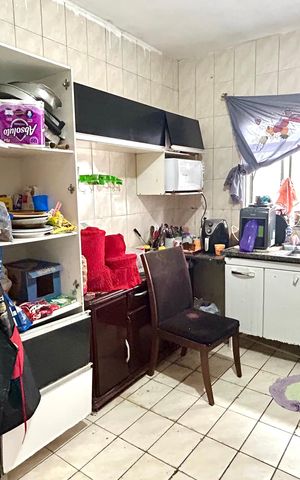 Casa à venda com 250m², 2 quartos e 1 vaga Casa à venda com 250m², 2 quartos e 1 vagaCozinha