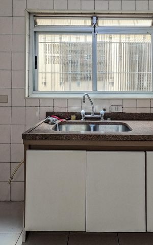 Casa à venda com 100m², 3 quartos e 2 vagas Casa à venda com 100m², 3 quartos e 2 vagasCozinha