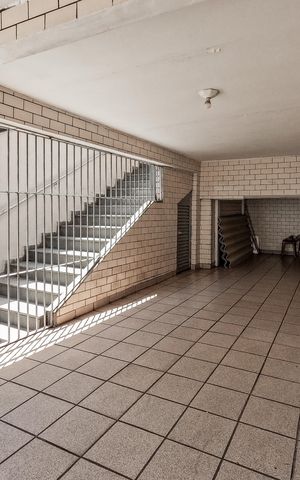 Casa à venda com 100m², 3 quartos e 2 vagas Casa à venda com 100m², 3 quartos e 2 vagasGaragem