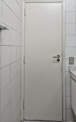 Casa à venda com 100m², 3 quartos e 2 vagas Casa à venda com 100m², 3 quartos e 2 vagasBanheiro Social