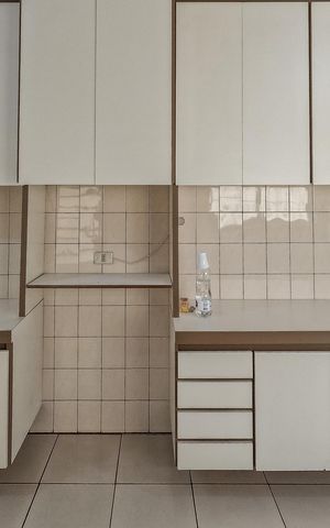 Casa à venda com 100m², 3 quartos e 2 vagas Casa à venda com 100m², 3 quartos e 2 vagasCozinha