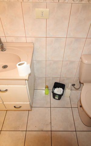 Casa à venda com 500m², 3 quartos e 12 vagasBanheiro 2