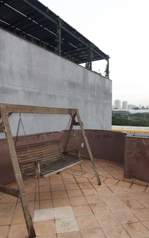 Casa à venda com 500m², 3 quartos e 12 vagasÁrea de Serviço