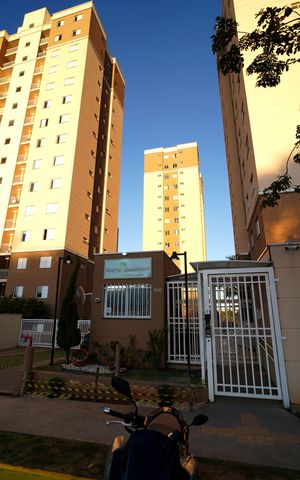 Apartamento para alugar com 57m², 2 quartos e 1 vagaFachada