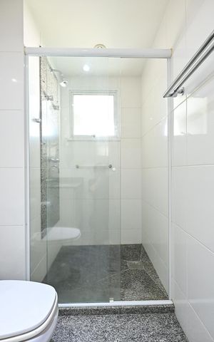 Apartamento para alugar com 248m², 4 quartos e 4 vagasBanheiro Suíte 1