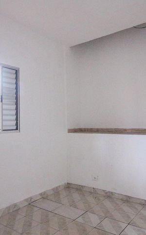 Casa para alugar com 58m², 1 quarto e 1 vaga