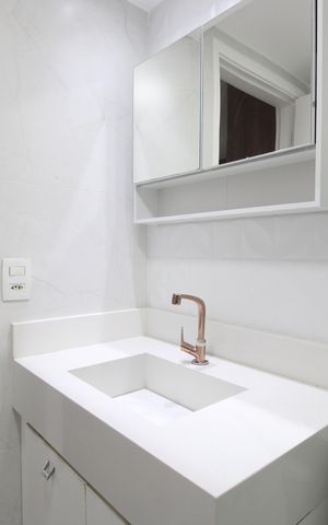 Apartamento para alugar com 69m², 2 quartos e 1 vagaBanheiro da suíte
