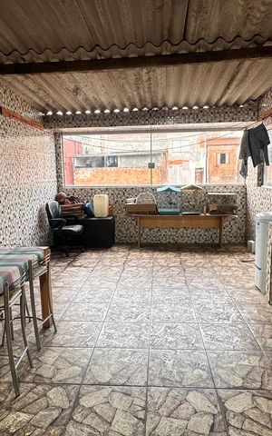 Casa à venda com 46m², 3 quartos e 1 vaga