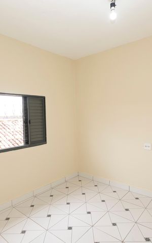 Casa para alugar com 80m², 3 quartos e 2 vagasQuarto 3