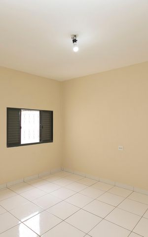 Casa para alugar com 80m², 3 quartos e 2 vagasQuarto 2