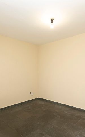 Casa para alugar com 80m², 3 quartos e 2 vagasSala