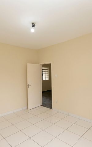 Casa para alugar com 80m², 3 quartos e 2 vagasQuarto 2