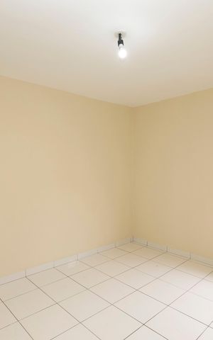 Casa para alugar com 80m², 3 quartos e 2 vagasQuarto 2