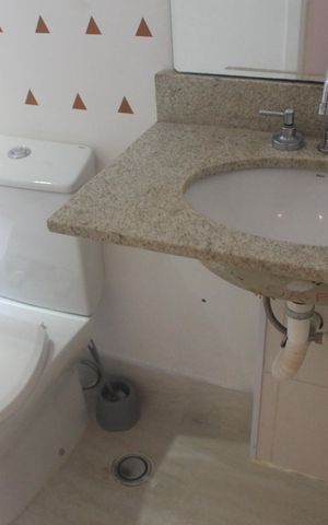 Apartamento para alugar com 65m², 2 quartos e 1 vagaBanheiro Social