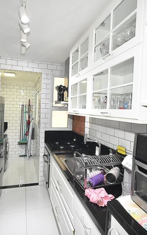 Apartamento para alugar com 79m², 2 quartos e 2 vagas Apartamento para alugar com 79m², 2 quartos e 2 vagasCozinha
