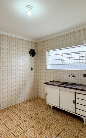 Casa para alugar com 100m², 2 quartos e 2 vagas Casa para alugar com 100m², 2 quartos e 2 vagasCozinha