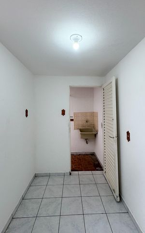 Casa para alugar com 100m², 2 quartos e 2 vagas Casa para alugar com 100m², 2 quartos e 2 vagasQuarto de Serviço