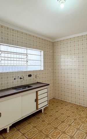 Casa para alugar com 100m², 2 quartos e 2 vagas Casa para alugar com 100m², 2 quartos e 2 vagasCozinha
